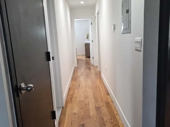 632 Beach 68th Street image 8 of 10