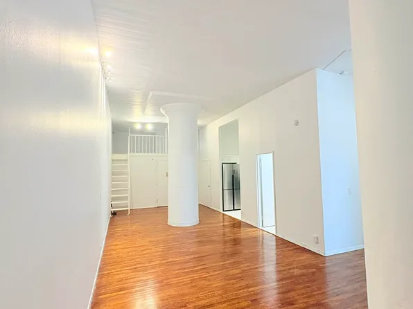 80 Varick Street image 1 of 7