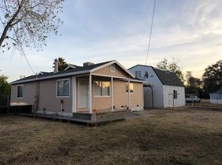 9615 Old Oregon Trl, Redding, CA 96003