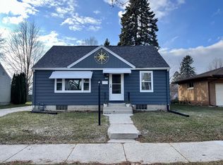 2514 Henry St, Sheboygan, WI 53081
