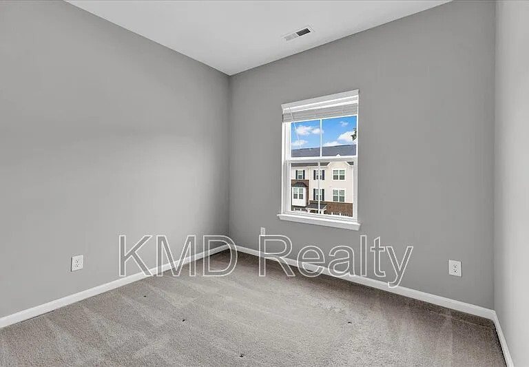 2611 Grantham Place Dr — Photo 15