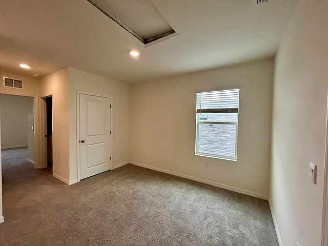 5759 Hollingworth Trl — Photo 8