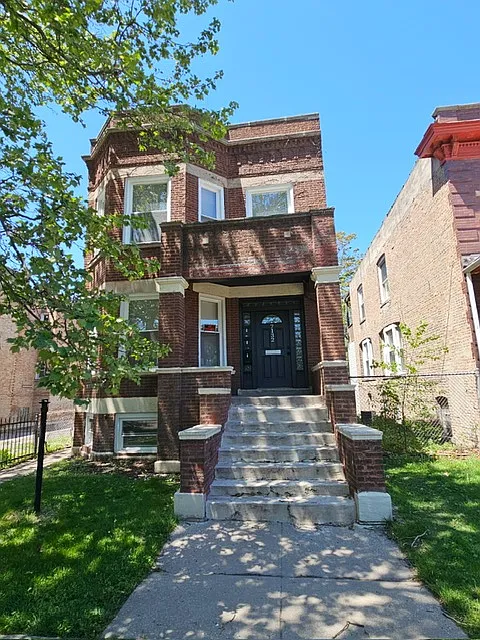 7132 S Saint Lawrence Ave #1