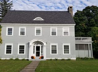 62 Beekman St, Plattsburgh, NY 12901
