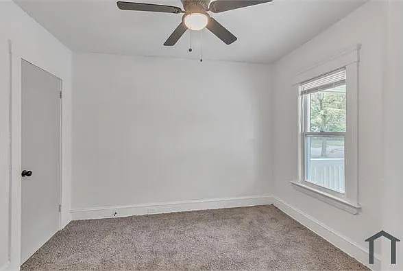 9705 Orleans Ave — Photo 7