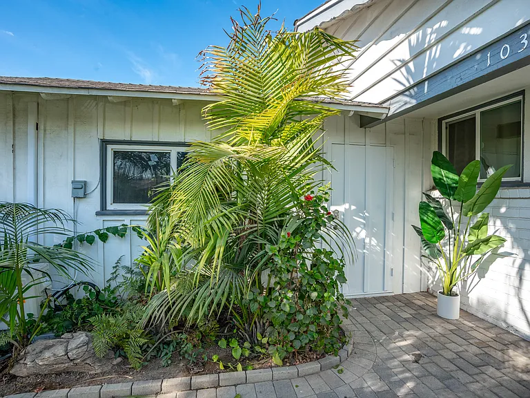 1035 Felder St — Photo 39