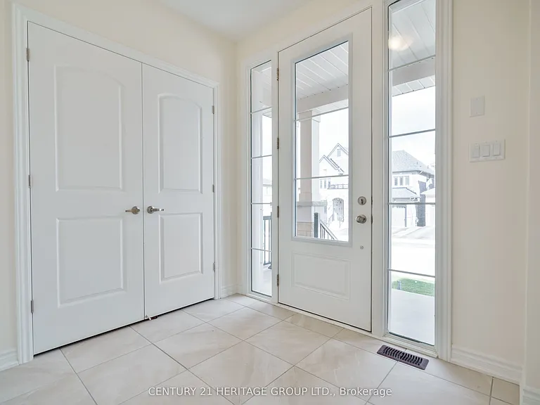 15 Kentledge Ave — Photo 2