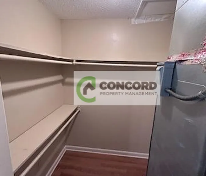 1001 Yanceyville St #C — Photo 4