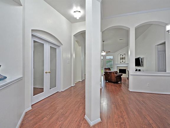 5th image of 18211 Waverly Bend Ln