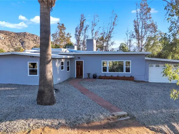 990 5th St, Norco, CA 92860