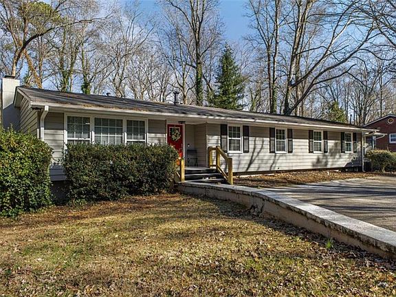 2nd image of 187 Old Timber Rd