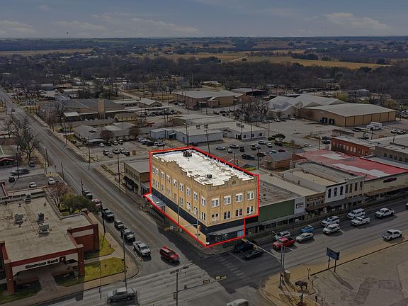 3rd image of 107 S Austin St