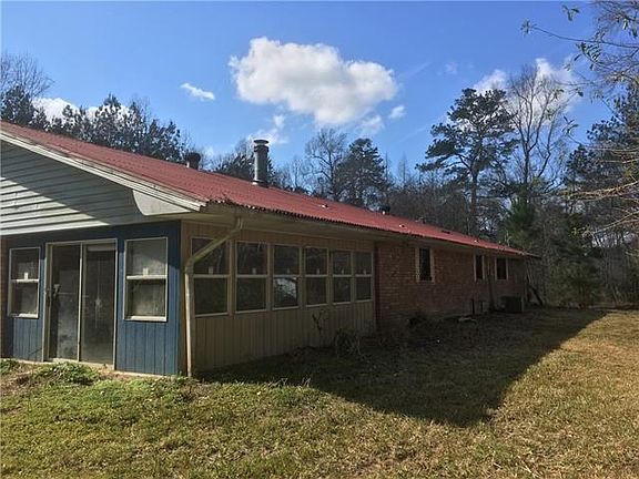 2nd image of 17076 Acosta Ln