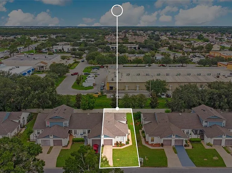 112 Lakepointe Cir — Photo 28