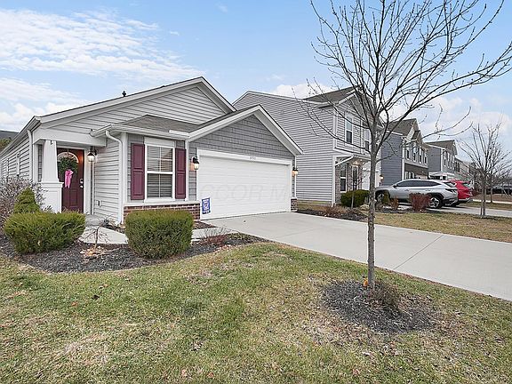 3rd image of 3751 Sugarbark Dr