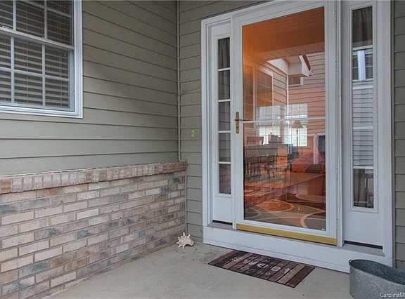 5th image of 118 Creeks End Cir