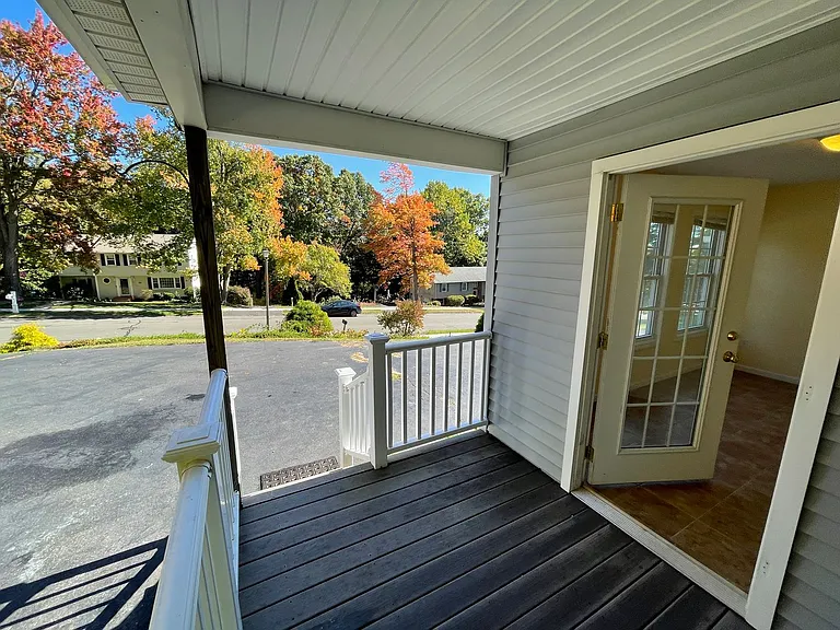 85 Brentwood Dr — Photo 8