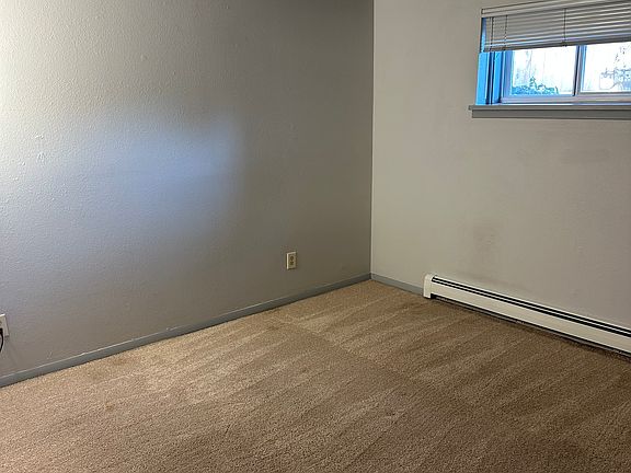 5th image of 211 E 6th St