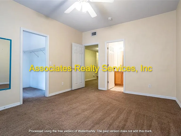 4938 NW 1st Pl — Photo 21