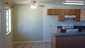 3rd image of 731 Redondo Ave APT G