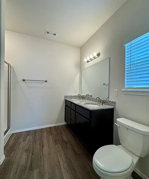 507 Ashwood St — Photo 13