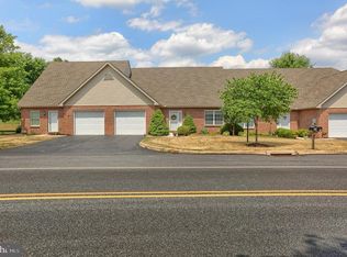23 Stonehedge Dr, Carlisle, PA 17015