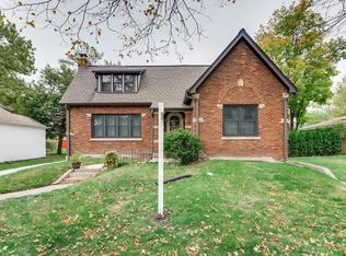 227 Columbia Ave, Park Ridge, IL 60068