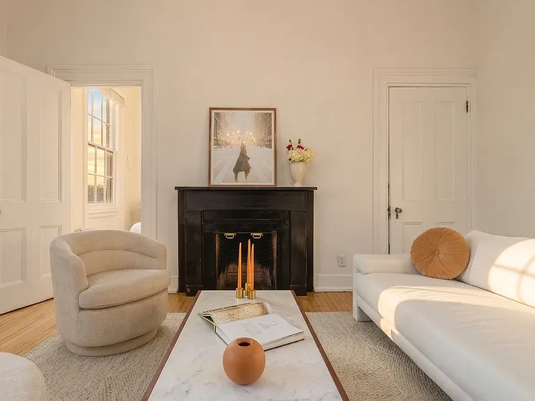 3 E 9th St #2R — Photo 10