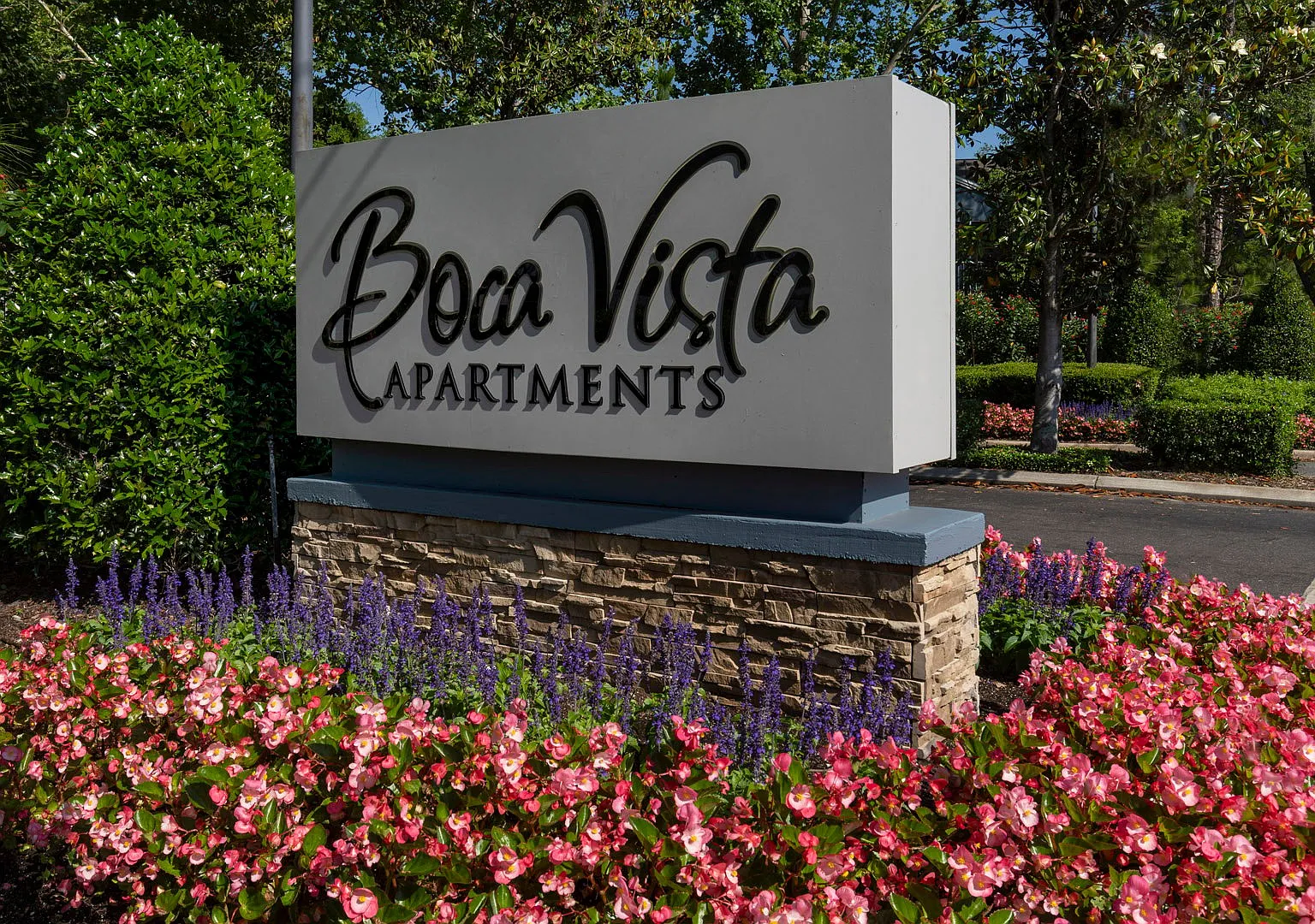 Boca Vista Apartments — Photo 1