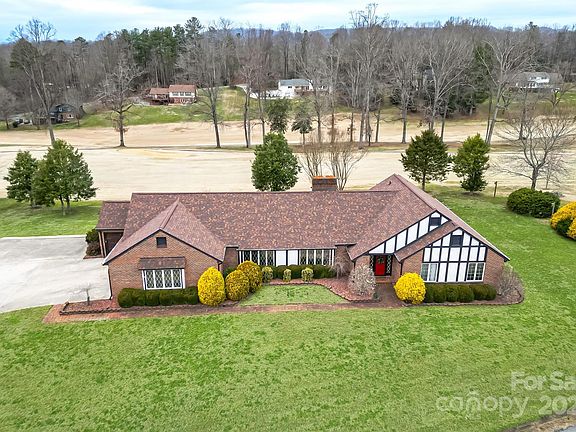 2nd image of 2126 Cedar Rock Estate Dr