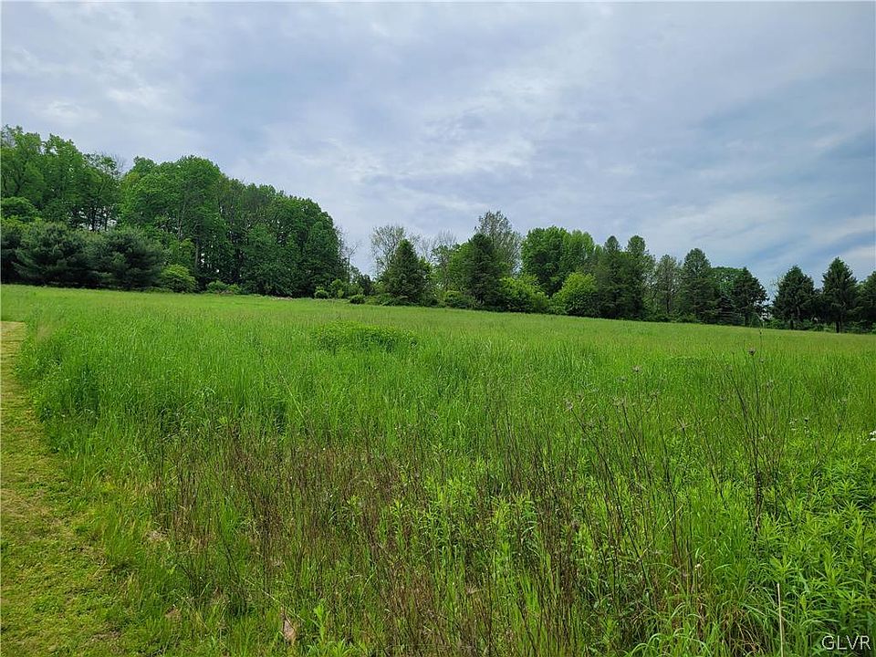 1st image of 250 Browns Dr