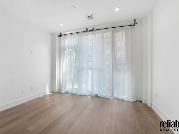 1769 East 13th Street image 10 of 15