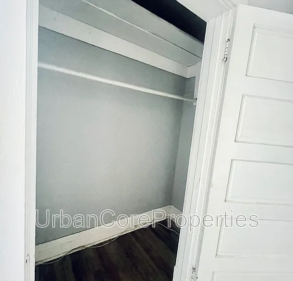 417 4th St N #302 — Photo 8