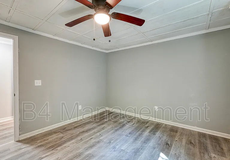168 Cherokee Cir #2 — Photo 23