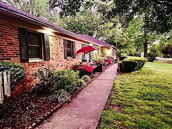3rd image of 2603 Omaha St