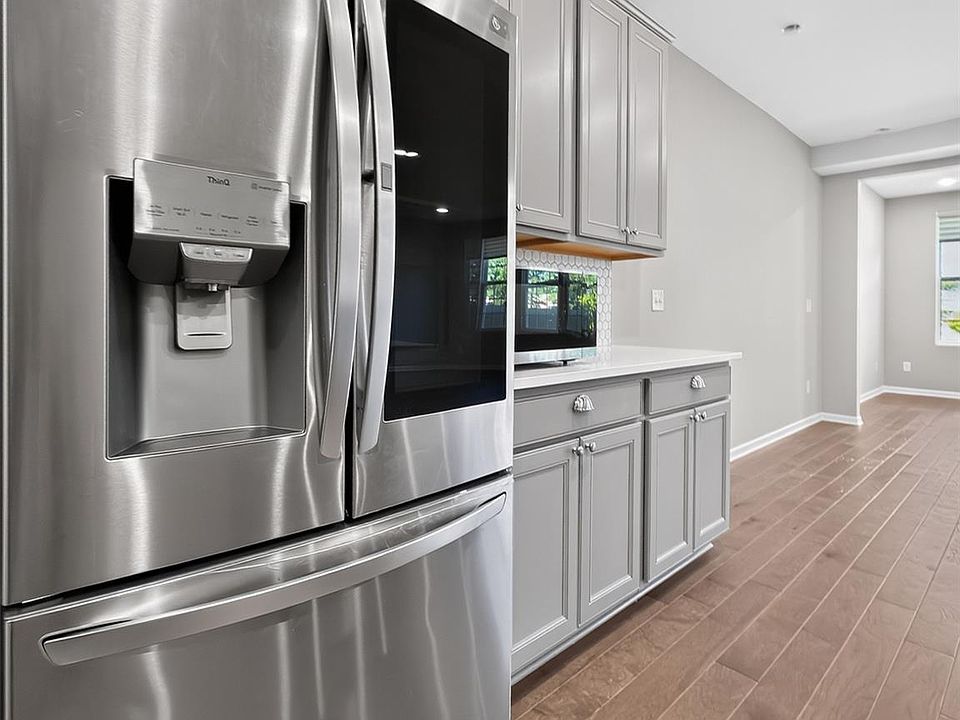 1673 Addison Cir, photo 12