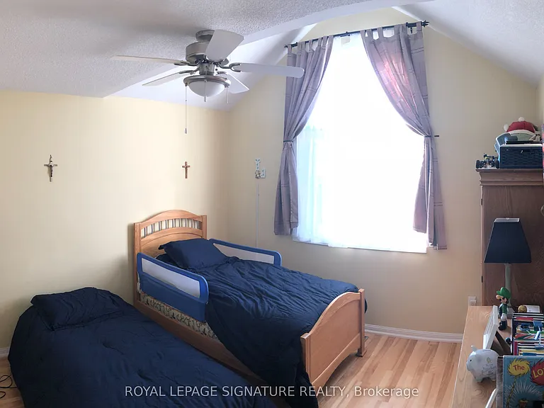 212 Chilcott Cres — Photo 11