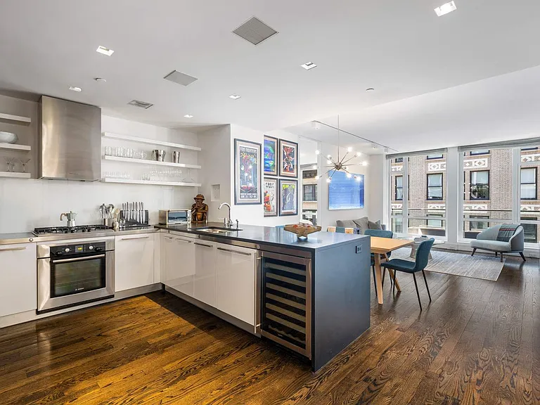 133 W 22nd St #7E — Photo 1