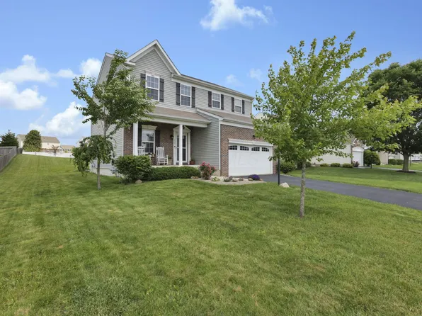 1561 Tammy Louise Dr, Pataskala, OH 43062