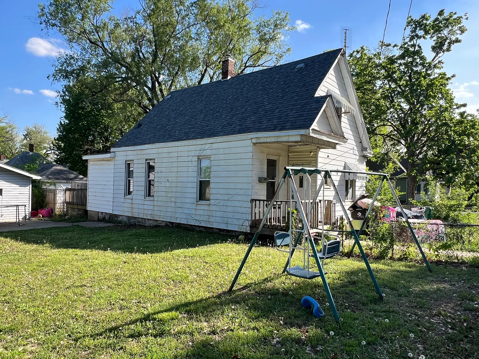 2302 NE Monroe St — Photo 3