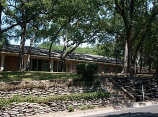 1107 Driftwood Dr, Euless, TX 76040