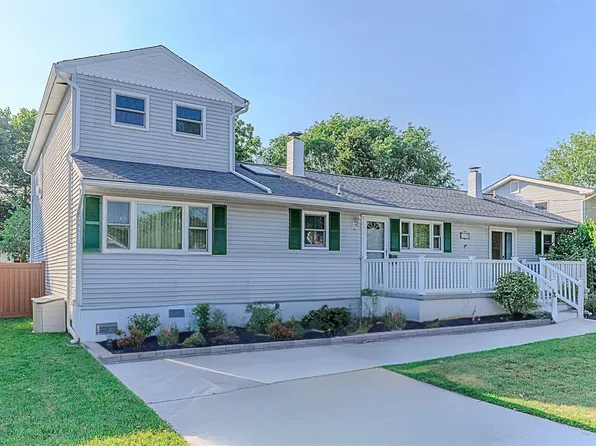 1319 Massachusetts Ave, Cape May, NJ 08204