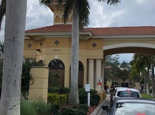 15091 Summit Place Cir, Naples, FL 34119