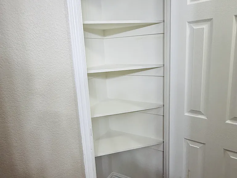 5904 Blackmon Ct — Photo 11