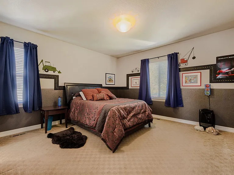 9889 Sunset Hill Cir — Photo 14