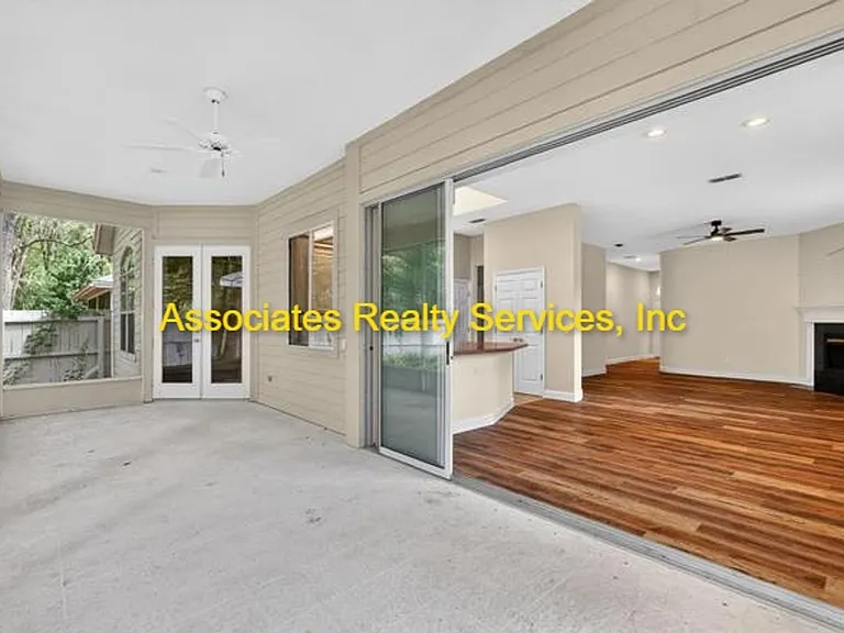 10370 SW 51st Ln — Photo 14
