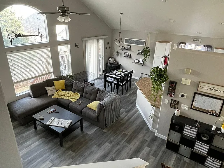 7676 Eagle Perch Ct — Photo 6