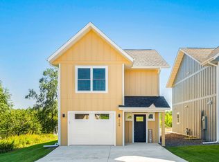 2108 Cottage Hill Cir, Duluth, MN 55811