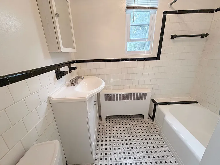 5511 Pimlico Rd — Photo 4