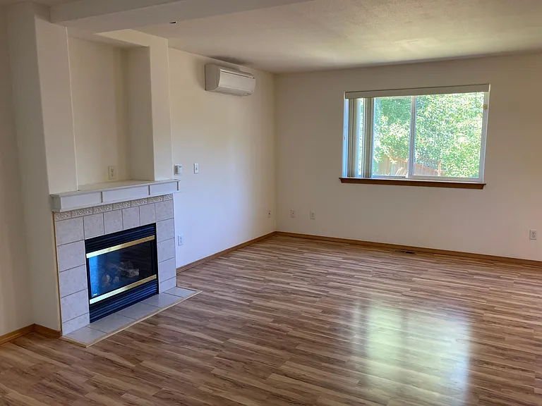 3614 Lemon Grove Dr — Photo 3